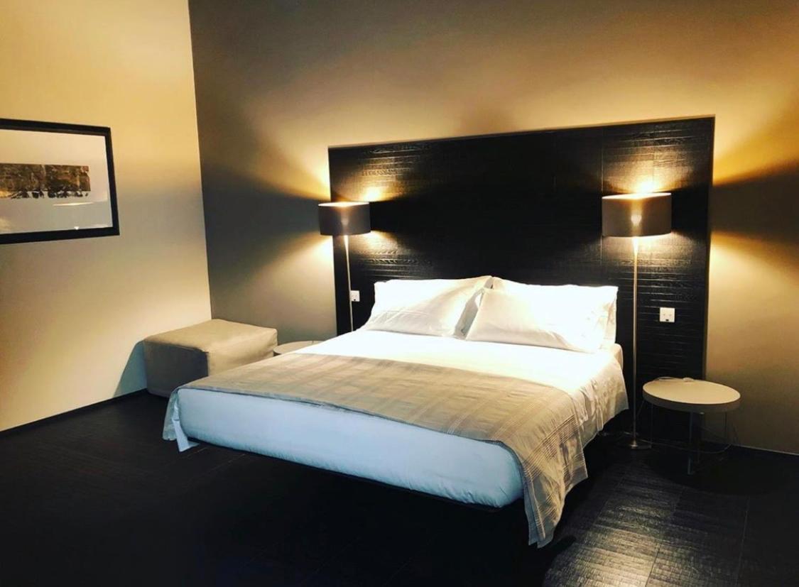 Salina Luxury Suites 帕爾馬 外观 照片